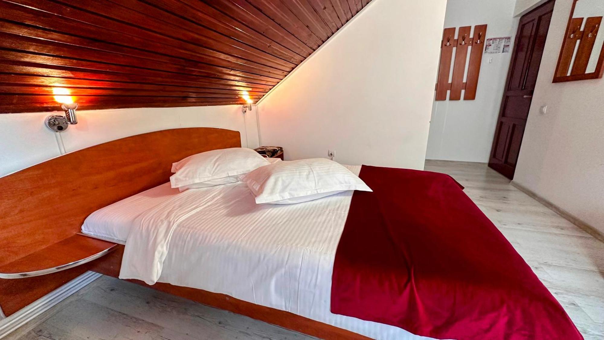 Valea Alba View - Self Check-In Hotel Busteni Exterior photo