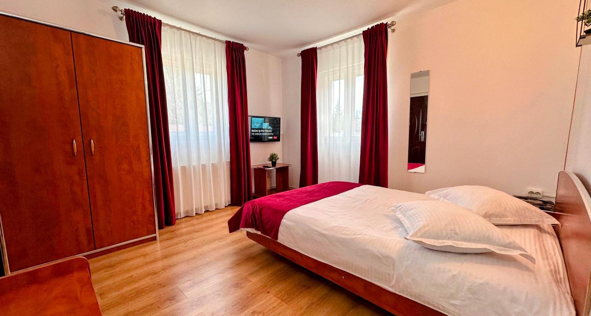 Valea Alba View - Self Check-In Hotel Busteni Exterior photo
